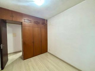 Apartamento de 1 dormitório com vaga de garagem no Batel
