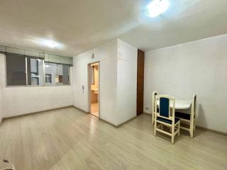 Apartamento de 1 dormitório com vaga de garagem no Batel