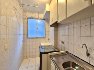 Apartamento de 1 dormitório com vaga de garagem no Batel