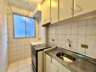 Apartamento de 1 dormitório com vaga de garagem no Batel