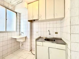 Apartamento de 1 dormitório com vaga de garagem no Batel