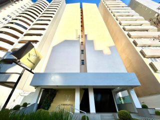 Apartamento de 1 dormitório com vaga de garagem no Batel
