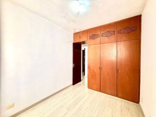 Apartamento de 1 dormitório com vaga de garagem no Batel