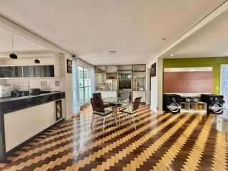 Casa Térrea à Venda no Boa Vista: 5 Quartos, 8 Vagas, 437m² - Aceita Financiamento!