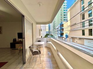 Apartamento 3 Dorms (1 Suíte) no Centro de Balneário Camboriú - 3 Vagas - Aceita Permuta