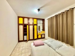 Apartamento 3 Dorms (1 Suíte) no Centro de Balneário Camboriú - 3 Vagas - Aceita Permuta