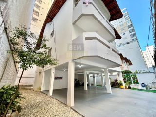 Prédio Exclusivo com 2 Apartamentos amplos no Centro de Balneário Camboriú - Aceita parte em Permuta