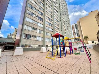 Apartamento 1 Quarto à Venda no Centro de Curitiba - Edifício Nilo Cairo - Andar Alto com Vaga