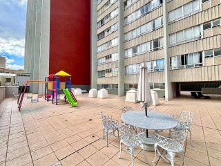 Apartamento 1 Quarto à Venda no Centro de Curitiba - Edifício Nilo Cairo - Andar Alto com Vaga