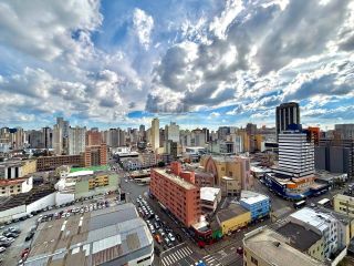 Apartamento 1 Quarto à Venda no Centro de Curitiba - Edifício Nilo Cairo - Andar Alto com Vaga