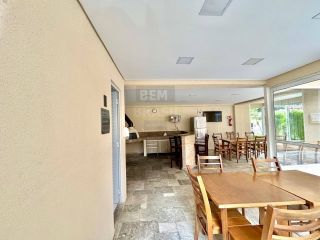 Apartamento Moderno e Mobiliado no Coração do Água Verde - Ed. Magno 2 Quartos (1 Suíte) 2 Vagas