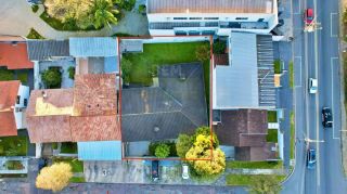 Casa Versátil no Boa Vista: Excelente para Comércio ou Residência com Amplo Terreno e ZR3!