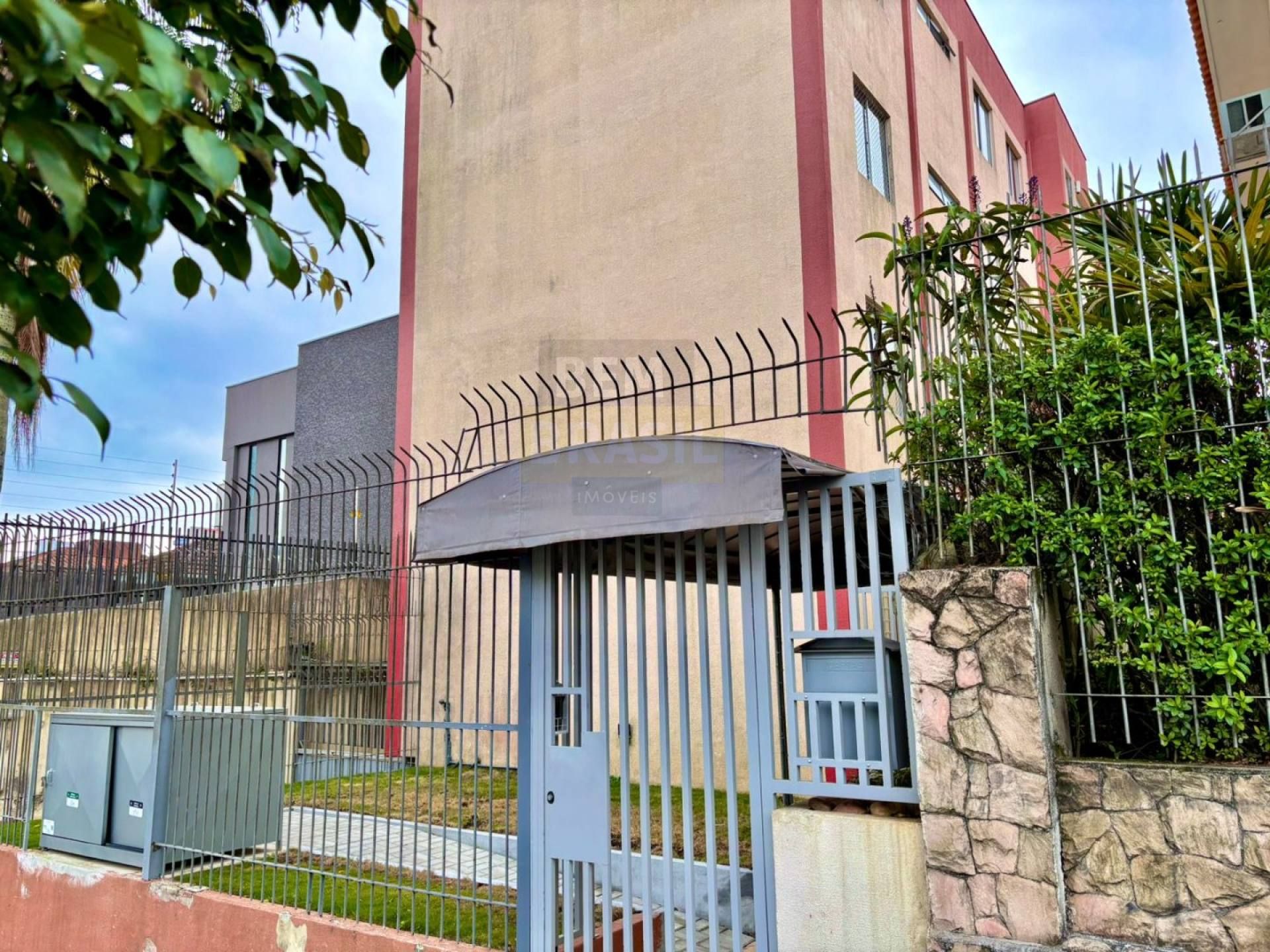 Apartamento com 3 Dormitórios no Mercês, próximo à Praça 29 de Março