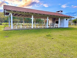 Chácara com LAGO ENORME à Venda em Almirante Tamandaré | 17 km de Curitiba