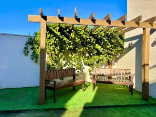 Sobrado a Venda, Condomínio Giardino Ópera: Alto padrão, Vista Ópera de Arame e Conectado à Natureza no São Lourenço - Curitiba/PR