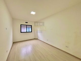 Sobrado Novo Inteligente no Barreirinha: Alto Padrão, Tecnologia e Flexibilidade no Pagamento!