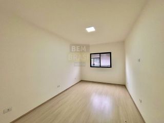 Sobrado Novo Inteligente no Barreirinha: Alto Padrão, Tecnologia e Flexibilidade no Pagamento!