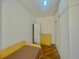 Apartamento Mobiliado com 3 Quartos e 2 Vagas à Venda – Água Verde / Vila Izabel