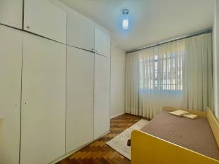 Apartamento Mobiliado com 3 Quartos e 2 Vagas à Venda – Água Verde / Vila Izabel