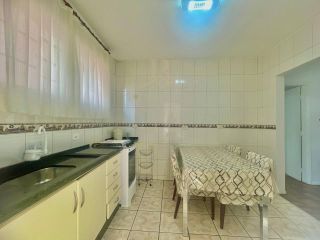 Apartamento Mobiliado com 3 Quartos e 2 Vagas à Venda – Água Verde / Vila Izabel