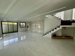 Casa em Condomínio no Santa Cândida: 3 Suítes e Terraço Gourmet | Vivendas do Parque