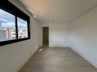 Casa em Condomínio no Santa Cândida: 3 Suítes e Terraço Gourmet | Vivendas do Parque