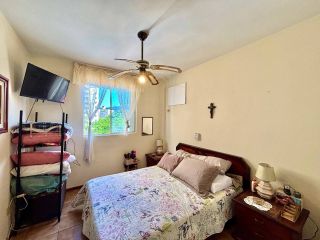 Apartamento Exclusivo em Caiobá: Conforto, Vista e Lazer a 100m da Praia no Edifício Meridien!