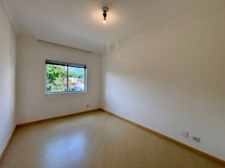 Apartamento 1 Dormitório no Bigorrilho – Edifício Ucrânia Champagnat