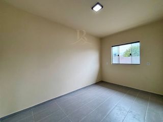 Casa nova à venda no bairro Cristal em São José dos Pinhais