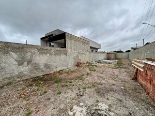 Terreno à venda no bairro Cristal em São José dos Pinhais