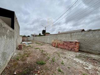Terreno à venda no bairro Cristal em São José dos Pinhais