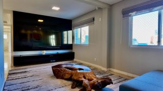 Cobertura duplex para locação na Praia Brava, na divisa com a Praia dos Amores - BC.