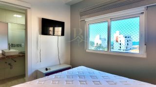 Cobertura duplex para locação na Praia Brava, na divisa com a Praia dos Amores - BC.