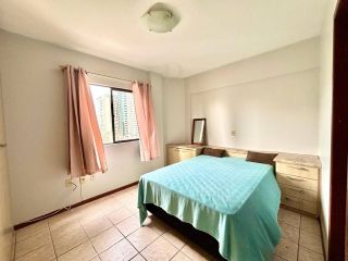 Cobertura duplex mobiliada no Centro de Balneário Camboriú Perto da Praia