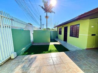CASA RECÉM-REFORMADA COM TERRENO DE 296m² NO BAIRRO GUARANI EM COLOMBO