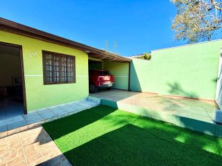 CASA RECÉM-REFORMADA COM TERRENO DE 296m² NO BAIRRO GUARANI EM COLOMBO