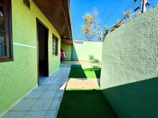 CASA RECÉM-REFORMADA COM TERRENO DE 296m² NO BAIRRO GUARANI EM COLOMBO