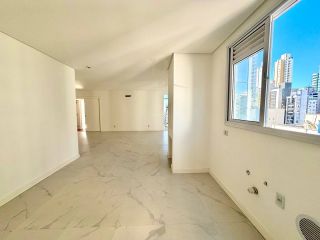 Apartamento à Venda no Edifício Unique Tower em Balneário Camboriú, 3 Suítes, 11º Andar, 2 Vagas de Garagem