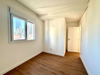 Apartamento à Venda no Edifício Unique Tower em Balneário Camboriú, 3 Suítes, 11º Andar, 2 Vagas de Garagem