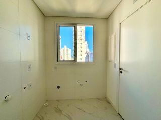 Apartamento à Venda no Edifício Unique Tower em Balneário Camboriú, 3 Suítes, 11º Andar, 2 Vagas de Garagem