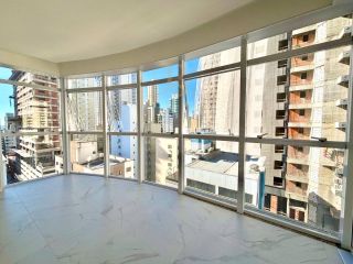 Apartamento à Venda no Edifício Unique Tower em Balneário Camboriú, 3 Suítes, 11º Andar, 2 Vagas de Garagem
