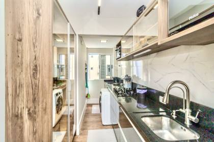 Apartamento Reformado e Mobiliado a 400m da Praia no Edifício Praia de Itaparica – Balneário Camboriú