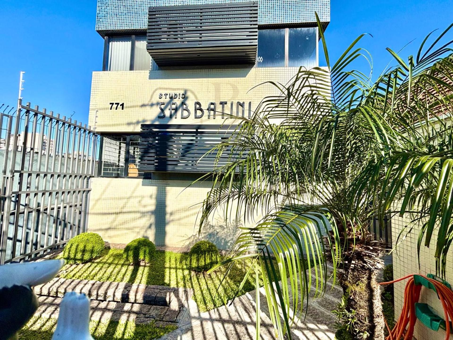 STUDIO SABBATINI - OPORTUNIDADE ÚNICA NO BIGORRILHO