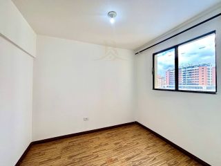 Apartamento 1 Quarto com Sacada no Cristo Rei - Edifício Trianon Park