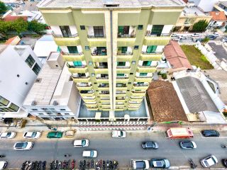 Apartamento 4 Dormitórios à Venda no Centro de Balneário Camboriú – 2 Suítes e Sacada com Churrasqueira