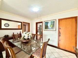 Apartamento 4 Dormitórios à Venda no Centro de Balneário Camboriú – 2 Suítes e Sacada com Churrasqueira