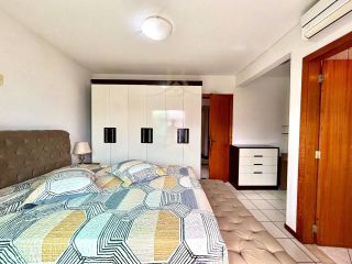 Apartamento 4 Dormitórios à Venda no Centro de Balneário Camboriú – 2 Suítes e Sacada com Churrasqueira