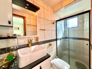 Apartamento 4 Dormitórios à Venda no Centro de Balneário Camboriú – 2 Suítes e Sacada com Churrasqueira
