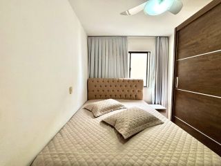 Apartamento 4 Dormitórios à Venda no Centro de Balneário Camboriú – 2 Suítes e Sacada com Churrasqueira