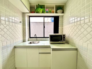 Apartamento 4 Dormitórios à Venda no Centro de Balneário Camboriú – 2 Suítes e Sacada com Churrasqueira